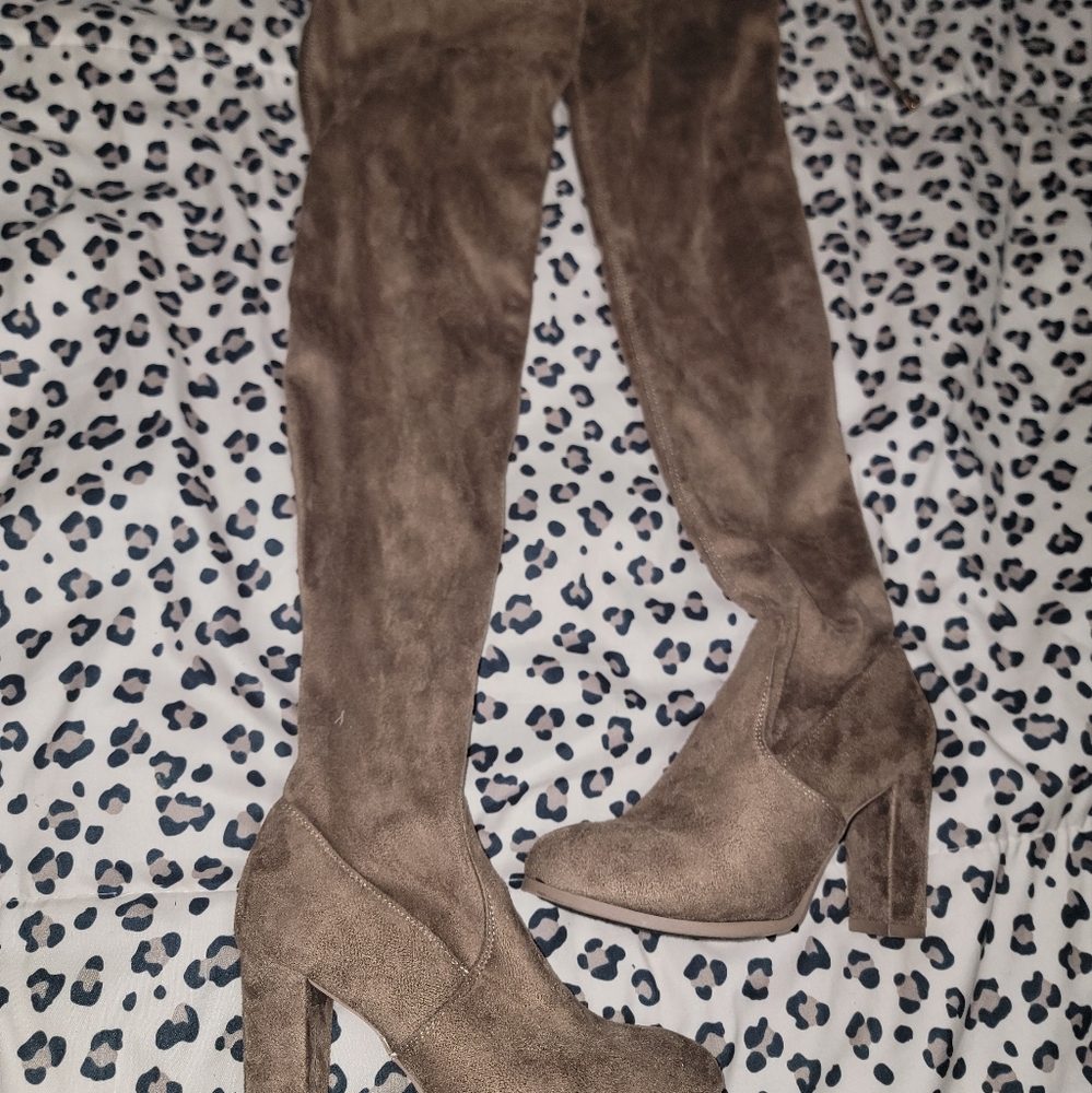 Stylish Brown Suede Over-the-Knee Boots